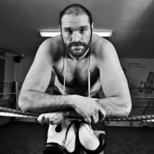 Tyson Fury, le boxeur géant redevenu champion du monde poids lourds.