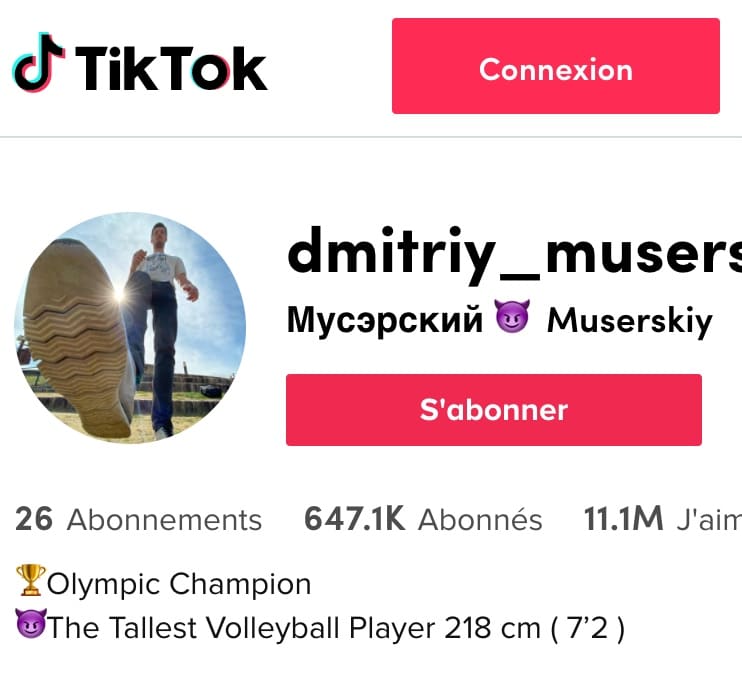 Dmitriy Muserskiy, le géant qui enflamme TikTok