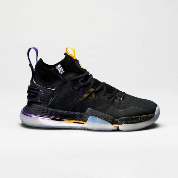 chaussures de basket NBA Los Angeles Lakers grande pointure