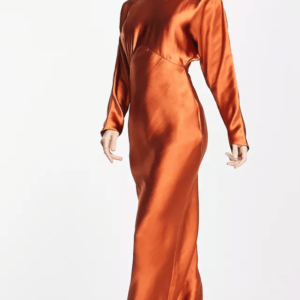 Robe longue en satin à manches chauve-souris grande taille jusqu'au 46 tall