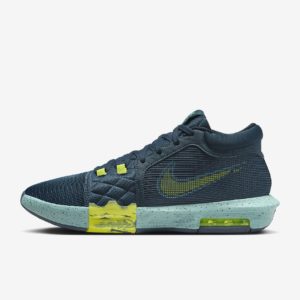 LeBron Witness 8 grande pointure jusqu'au 51,5