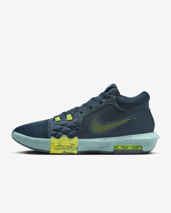 LeBron Witness 8 grande pointure jusqu'au 51,5